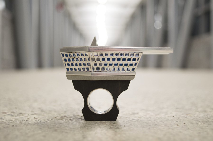 Jewelry and Metalsmithing Alumnus featured in Ornament Magazine